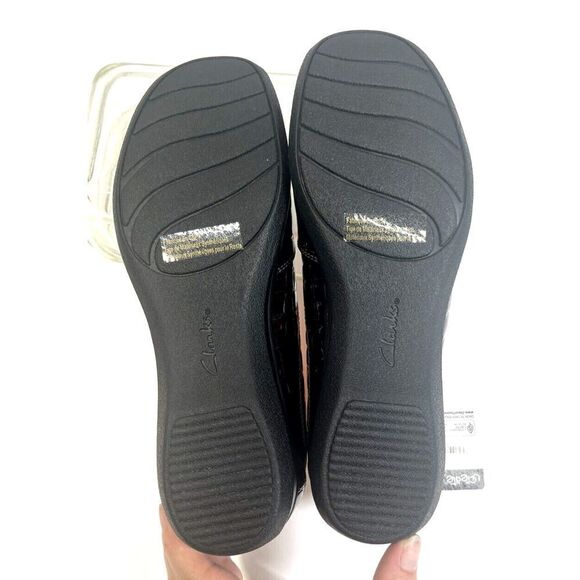 Clarks Womens 8 M Brown Croc Patent Leather Loafter Slip On 26102166 $125.00 - Picture 6 of 11